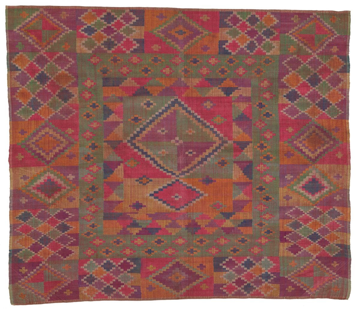 Rectangular cloth with concentric framing schemes showing diamond patterns